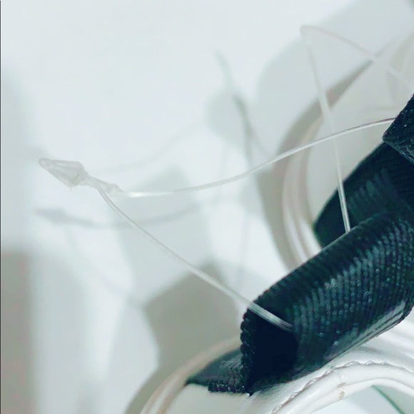 New Juicy couture white / hot pink sneakers with logo - Picture 5 of 5